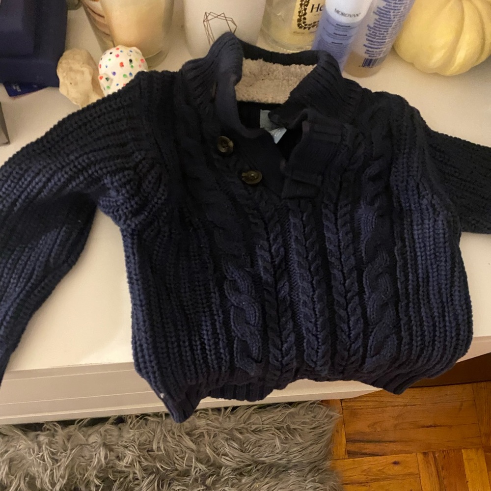 Cableknit sweater